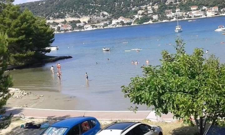 Apartman Belisima Deluxe Supetarska Draga Kültér fotó