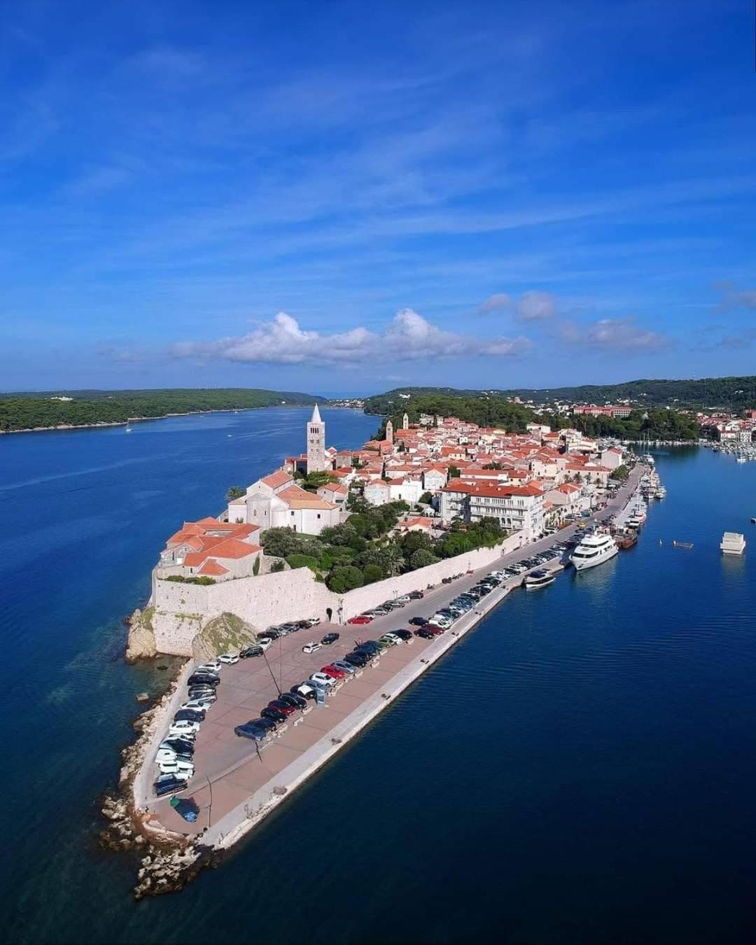 Apartman Belisima Deluxe Supetarska Draga Kültér fotó